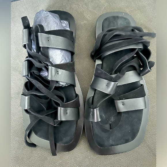 A Emery The Niko Sandal - Picture 2 of 9